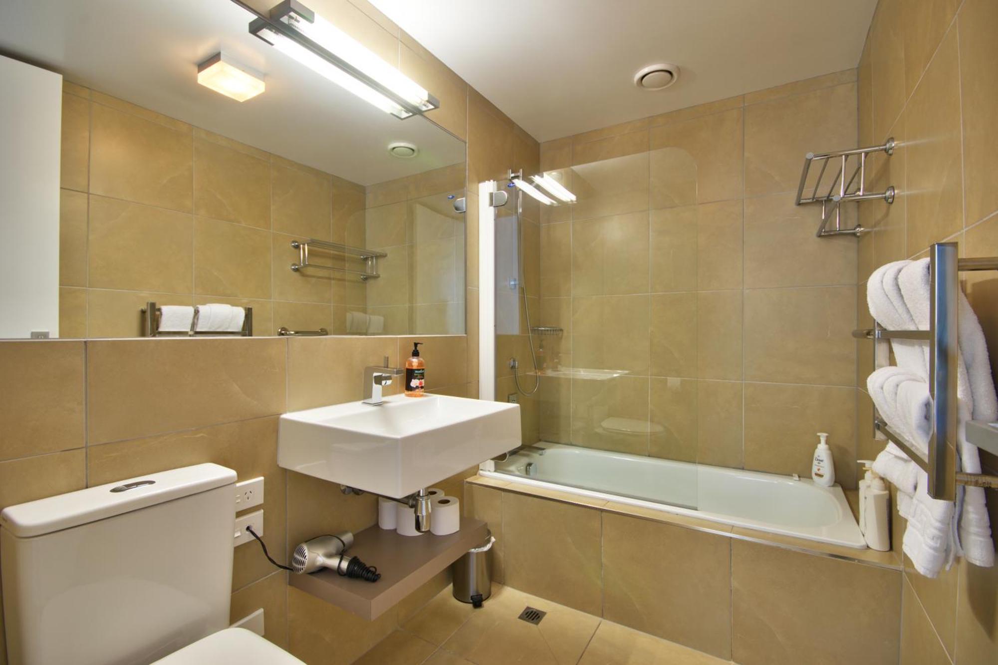 Апартаменты Lakeside Central Studio Квинстаун Экстерьер фото